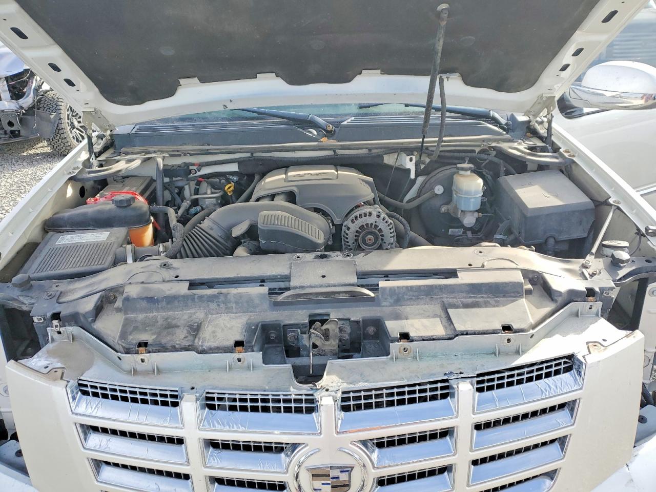 2008 CADILLAC ESCALADE EXT photo 12