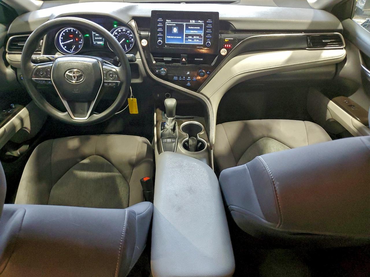 2023 TOYOTA CAMRY LE photo 8