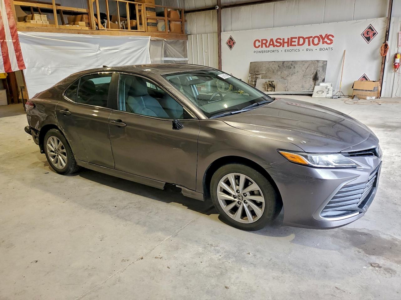 2023 TOYOTA CAMRY LE photo 4