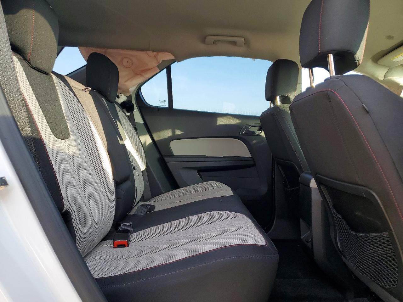 2015 CHEV EQUINOX photo 11