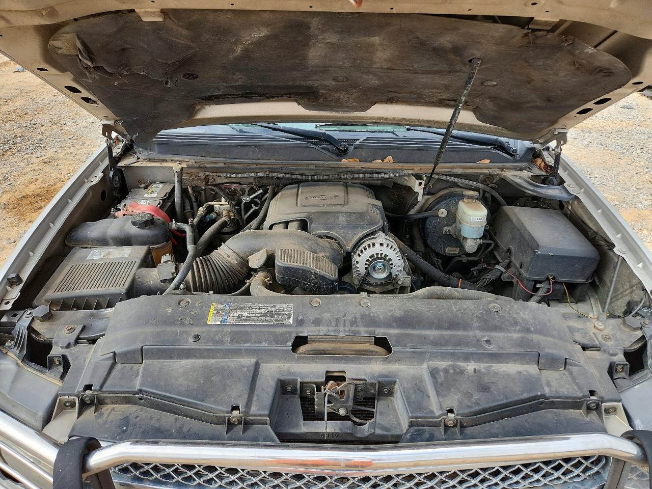 2009 CHEVROLET SUBURBAN C1500 LTZ photo 12