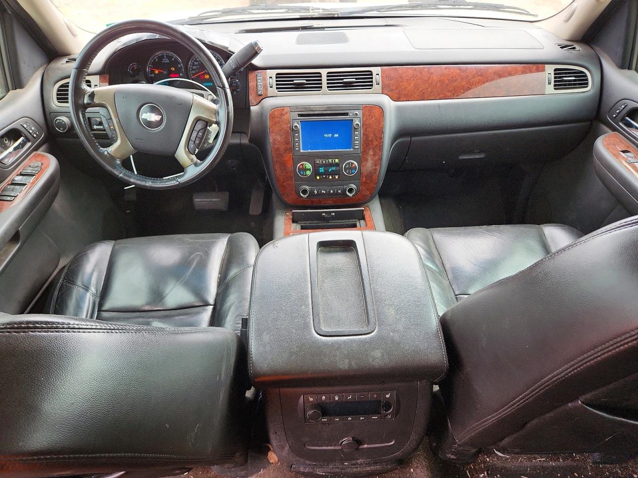 2009 CHEVROLET SUBURBAN C1500 LTZ photo 8