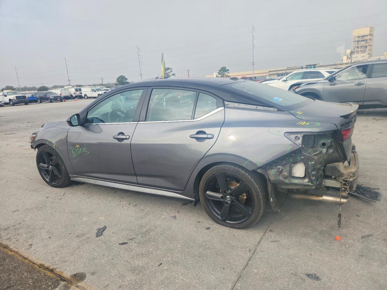 2022 NISSAN SENTRA SR photo 2