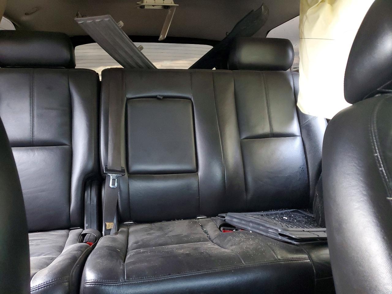 2011 CHEVROLET TAHOE photo 28