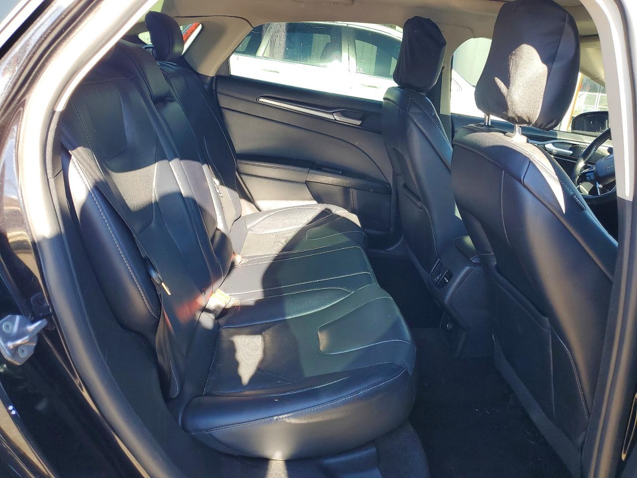2020 FORD FUSION TITANIUM photo 10