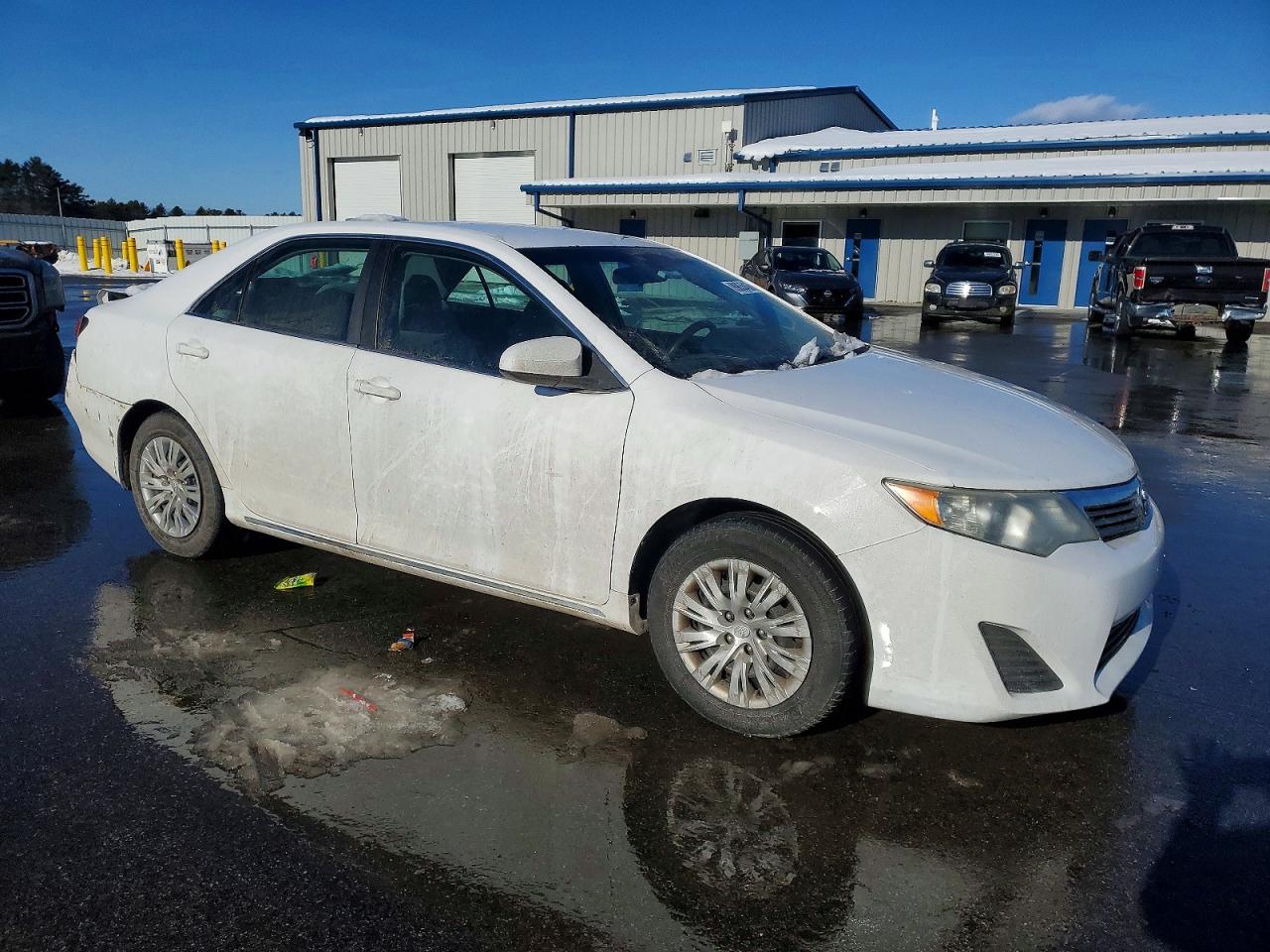 2012 TOYOTA CAMRY BASE photo 4