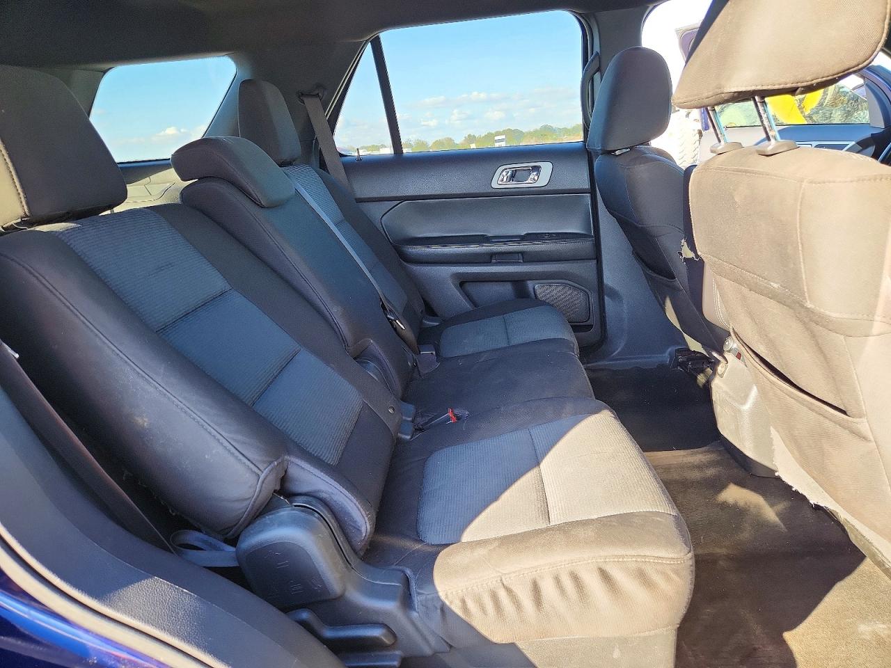 2011 FORD EXPLORER XLT photo 11