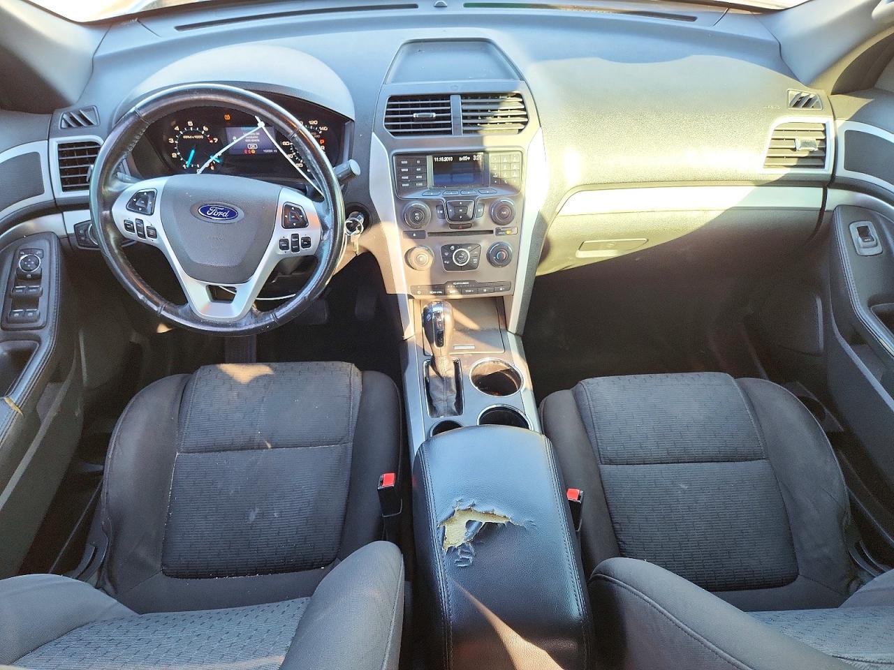 2011 FORD EXPLORER XLT photo 8