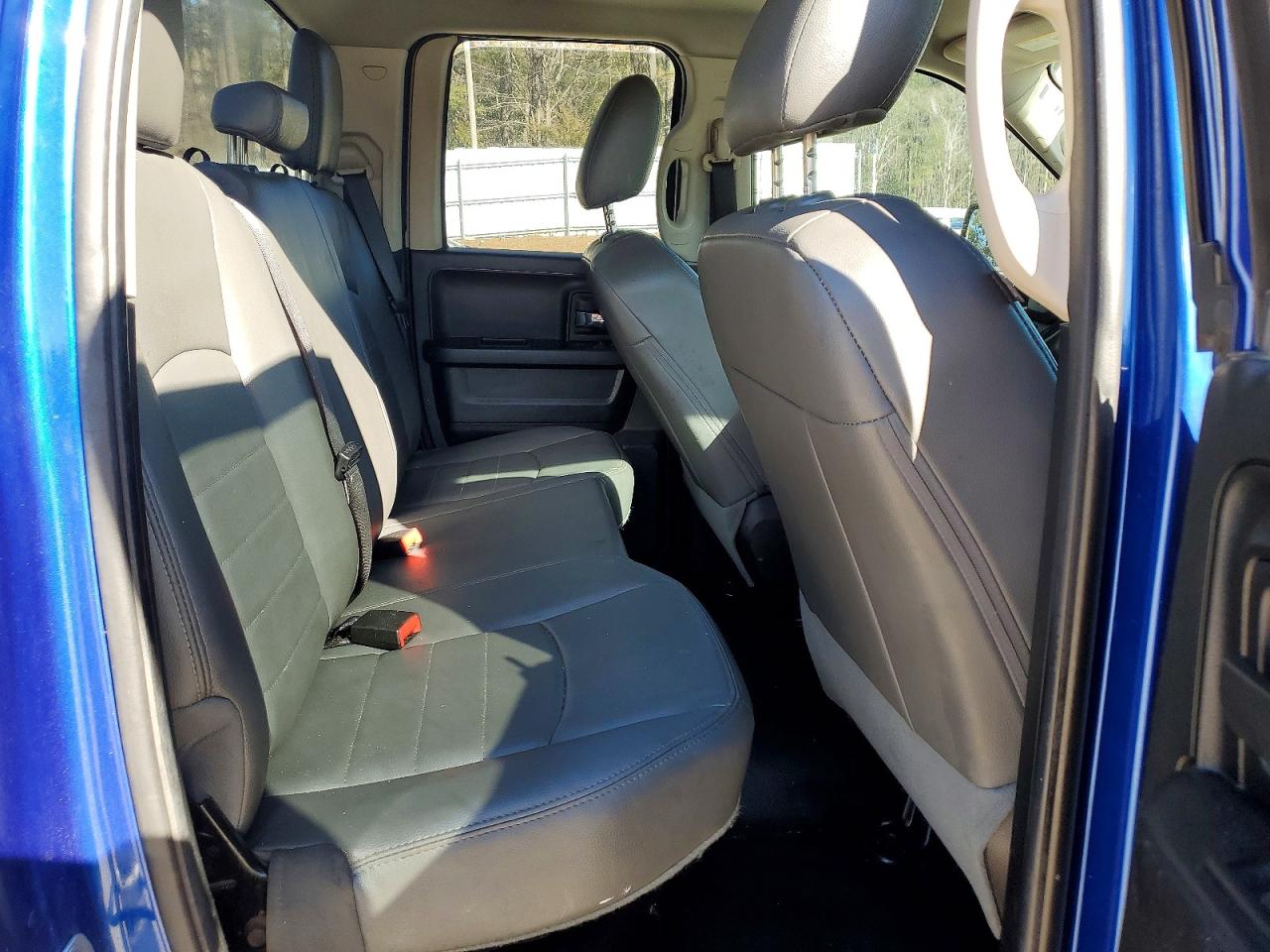 2016 RAM 1500 ST photo 10