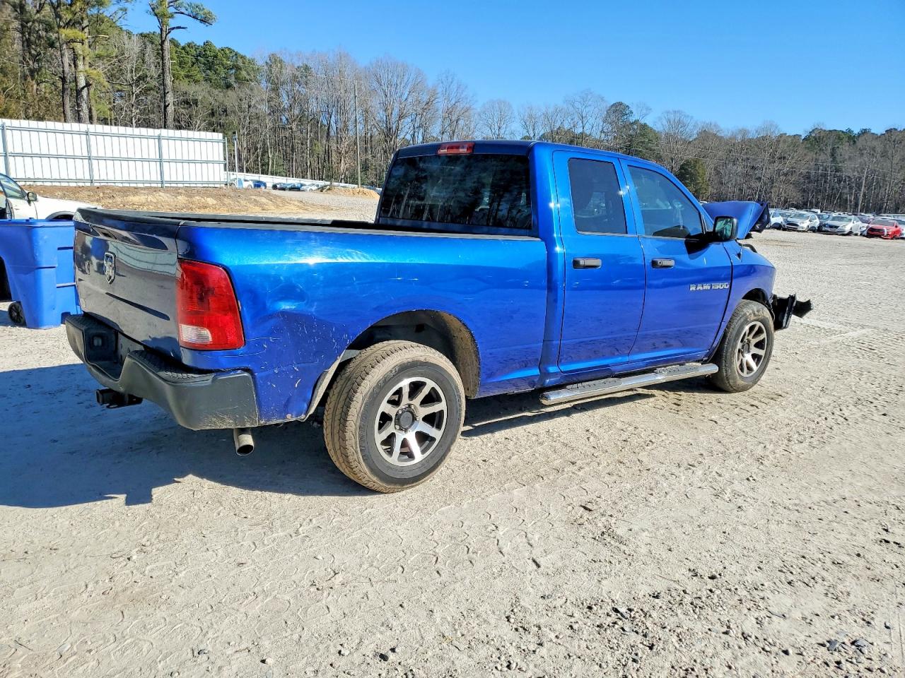 2016 RAM 1500 ST photo 3