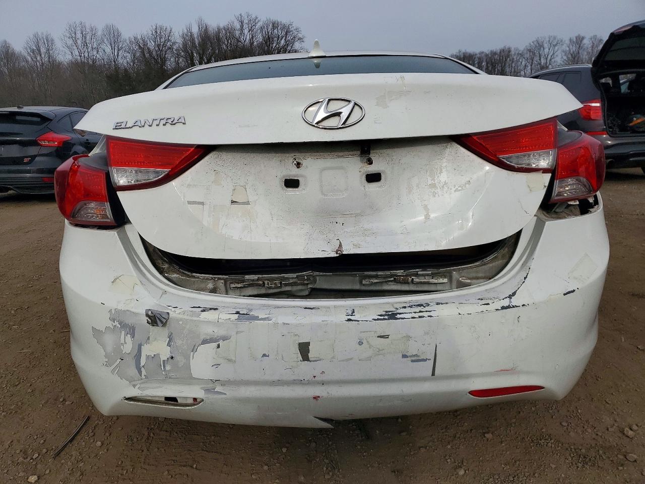 2013 HYUNDAI ELANTRA GLS photo 6