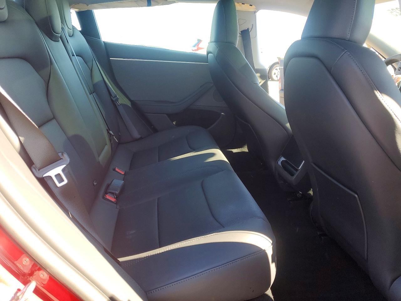 2024 TESLA MODEL 3 photo 28