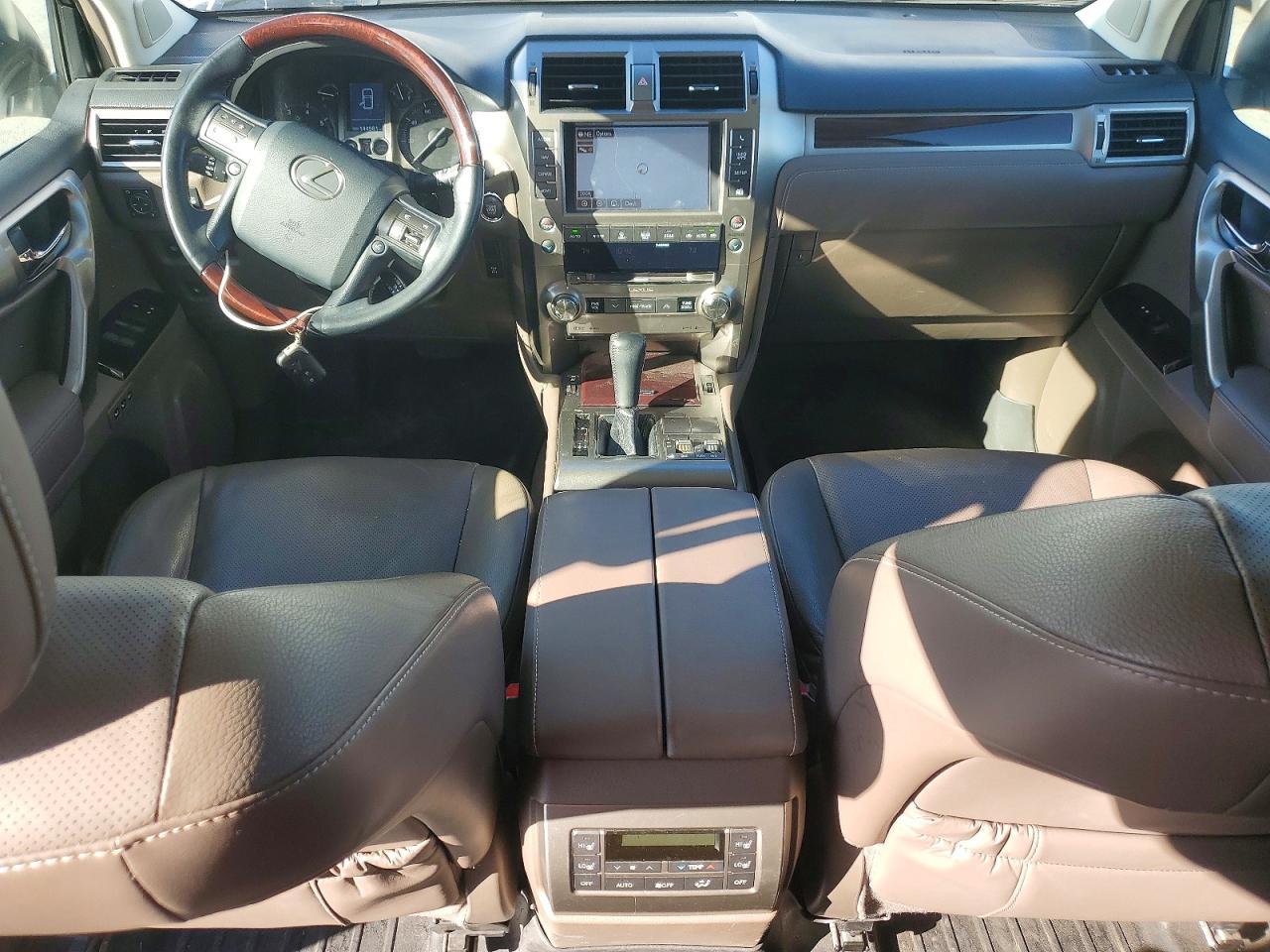 2014 LEXUS GX 460 photo 8