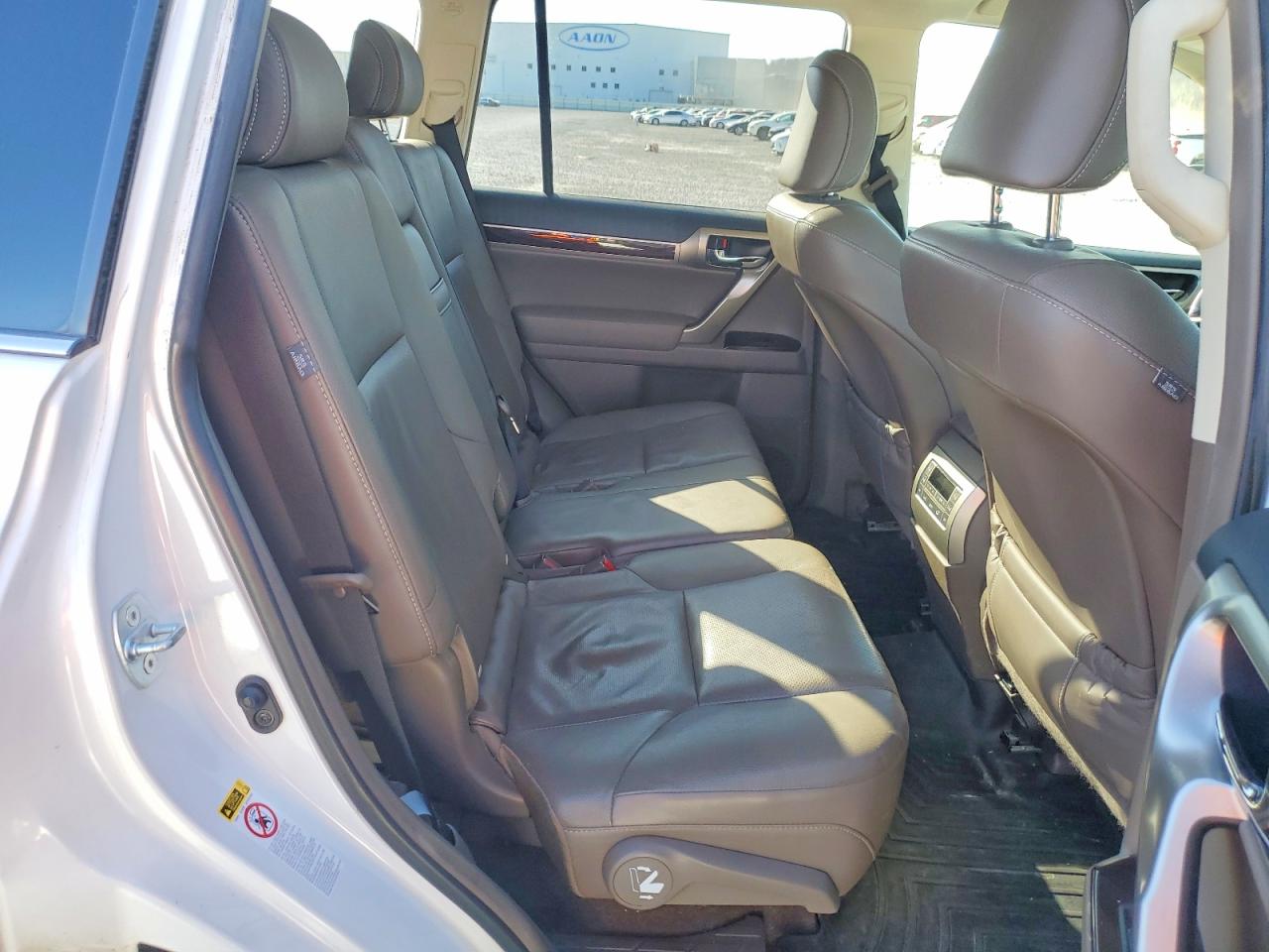 2014 LEXUS GX 460 photo 10