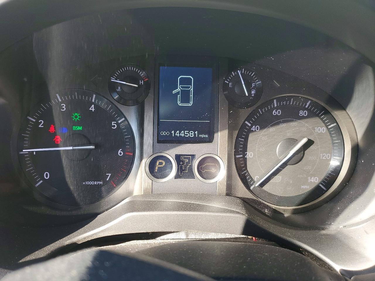 2014 LEXUS GX 460 photo 9
