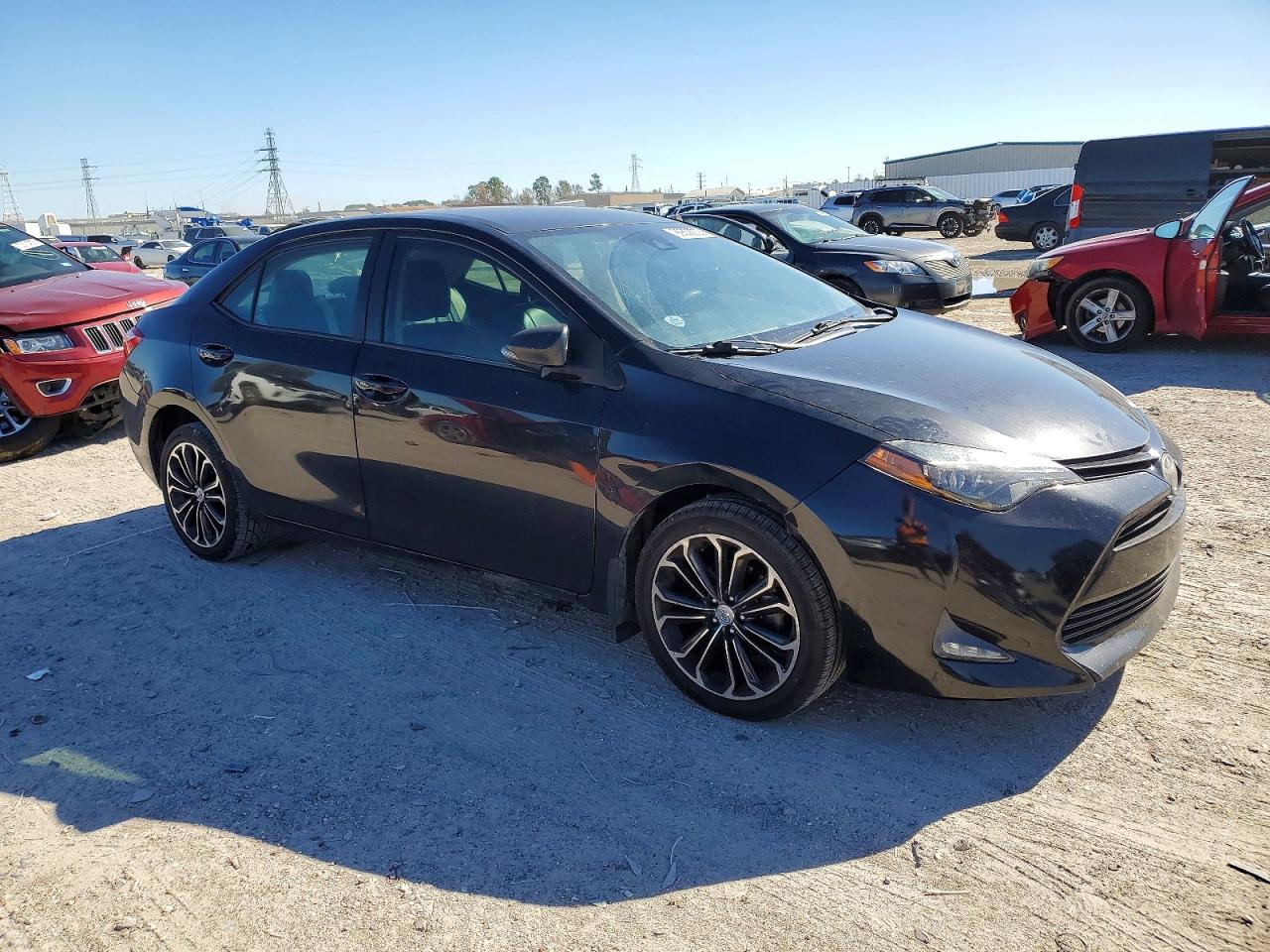 2017 TOYOTA COROLLA L photo 4
