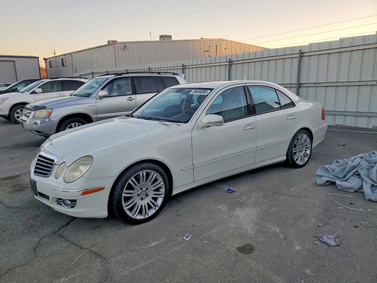 2008 MERCEDES-BENZ E