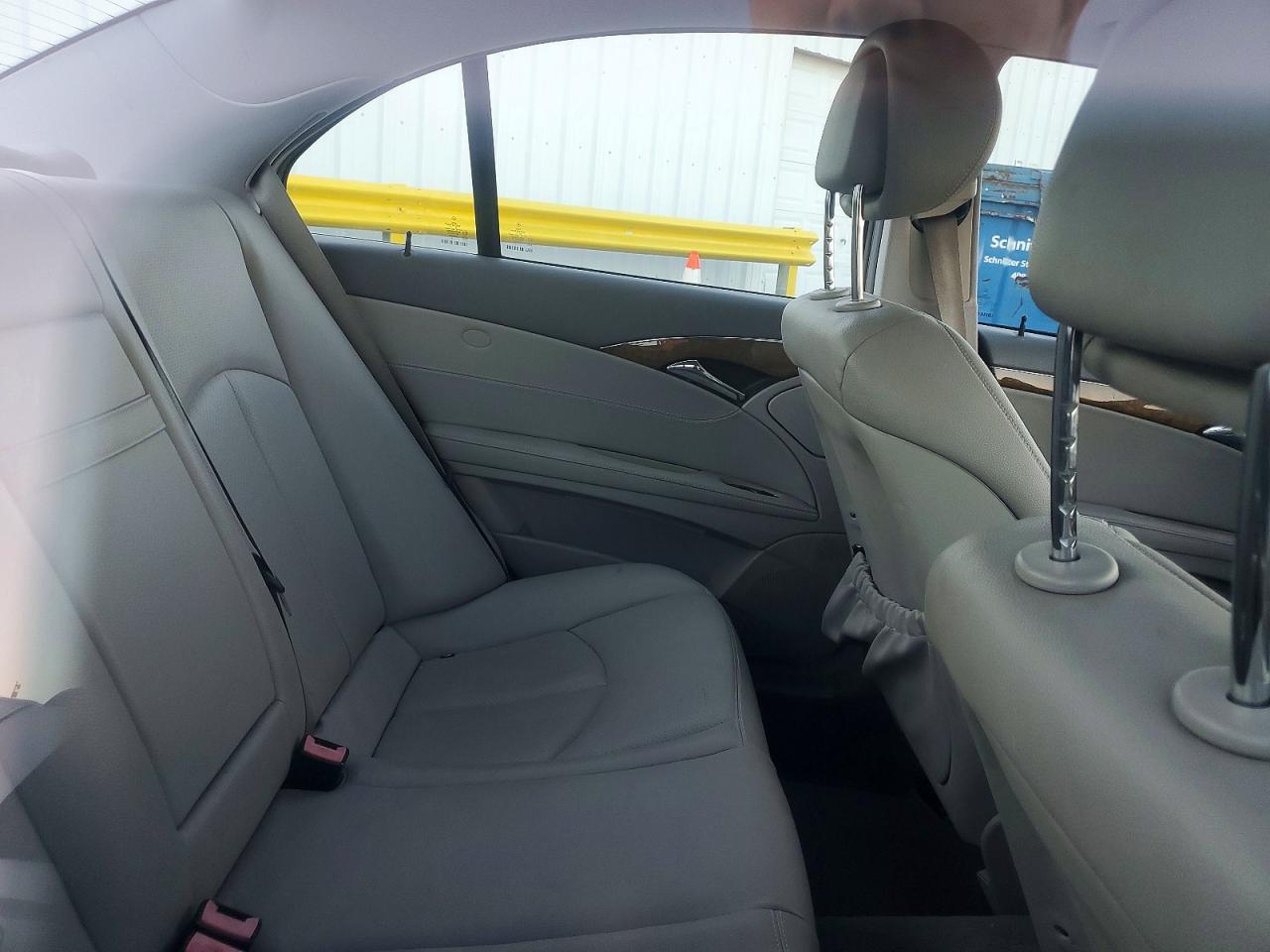 2008 MERCEDES-BENZ E 350 photo 10