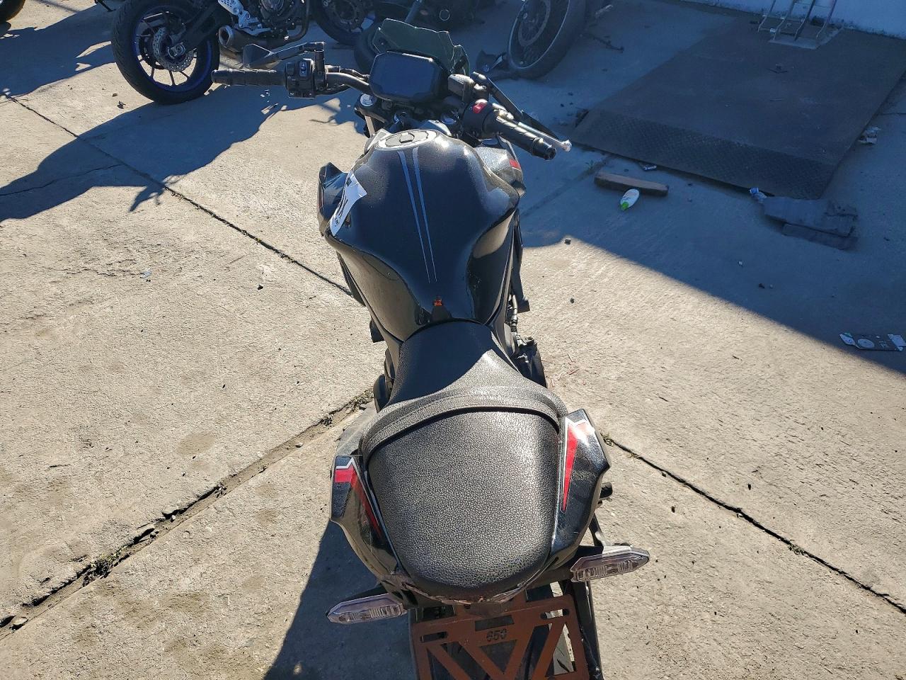 2025 KAWASAKI ER650 P photo 6