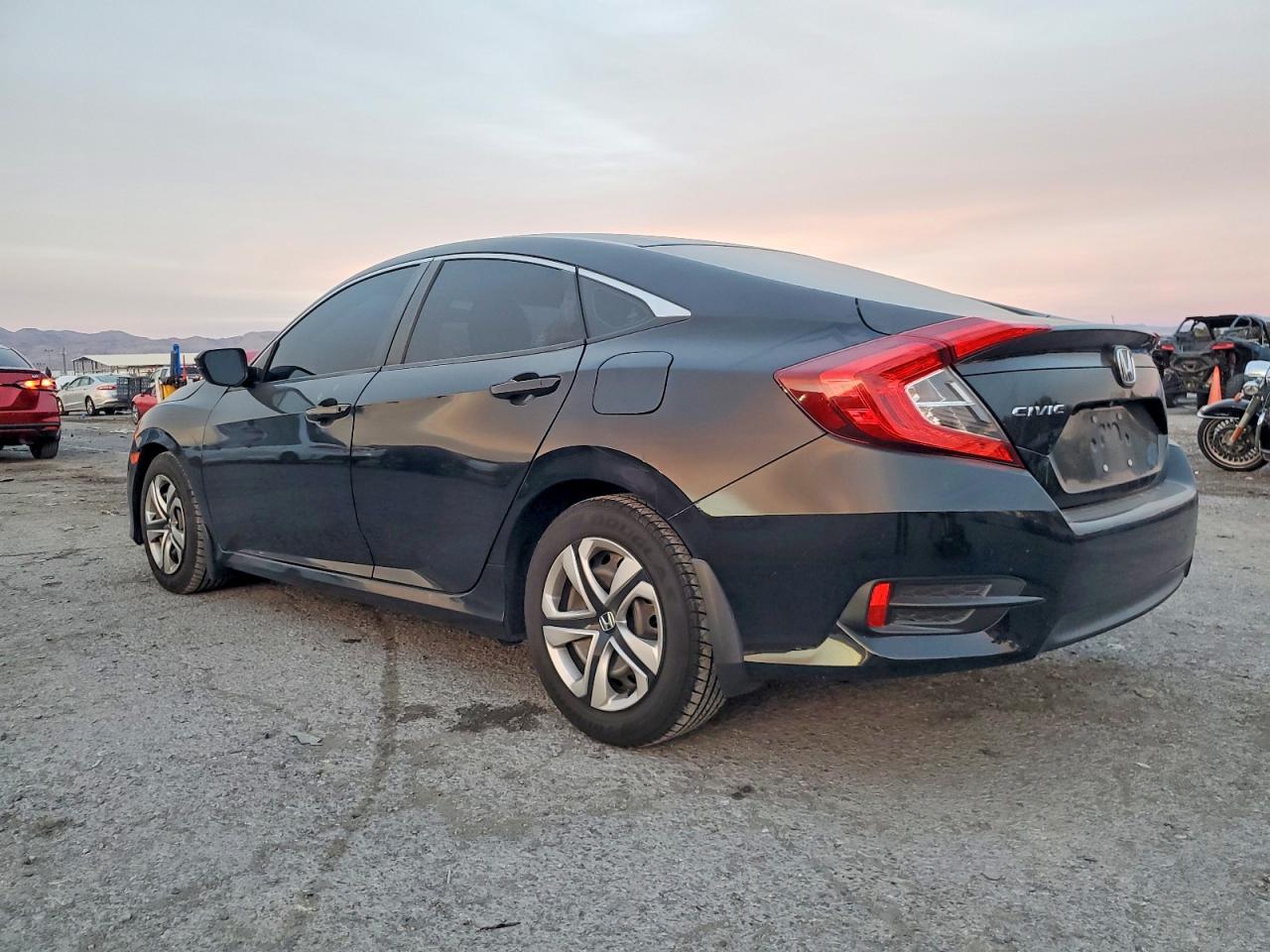 2017 HONDA CIVIC LX photo 2