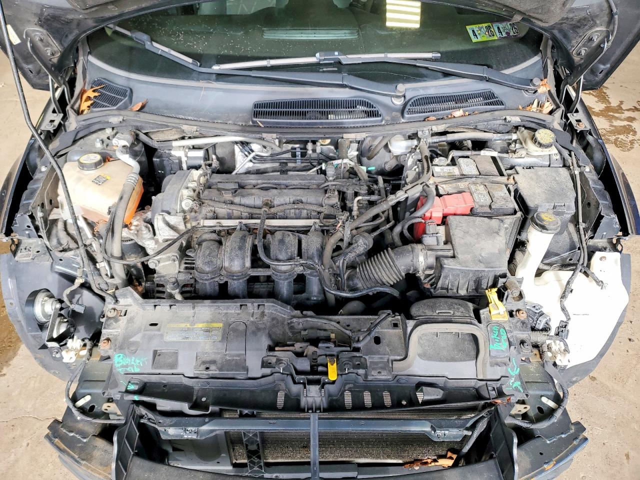 2011 FORD FIESTA SE photo 11