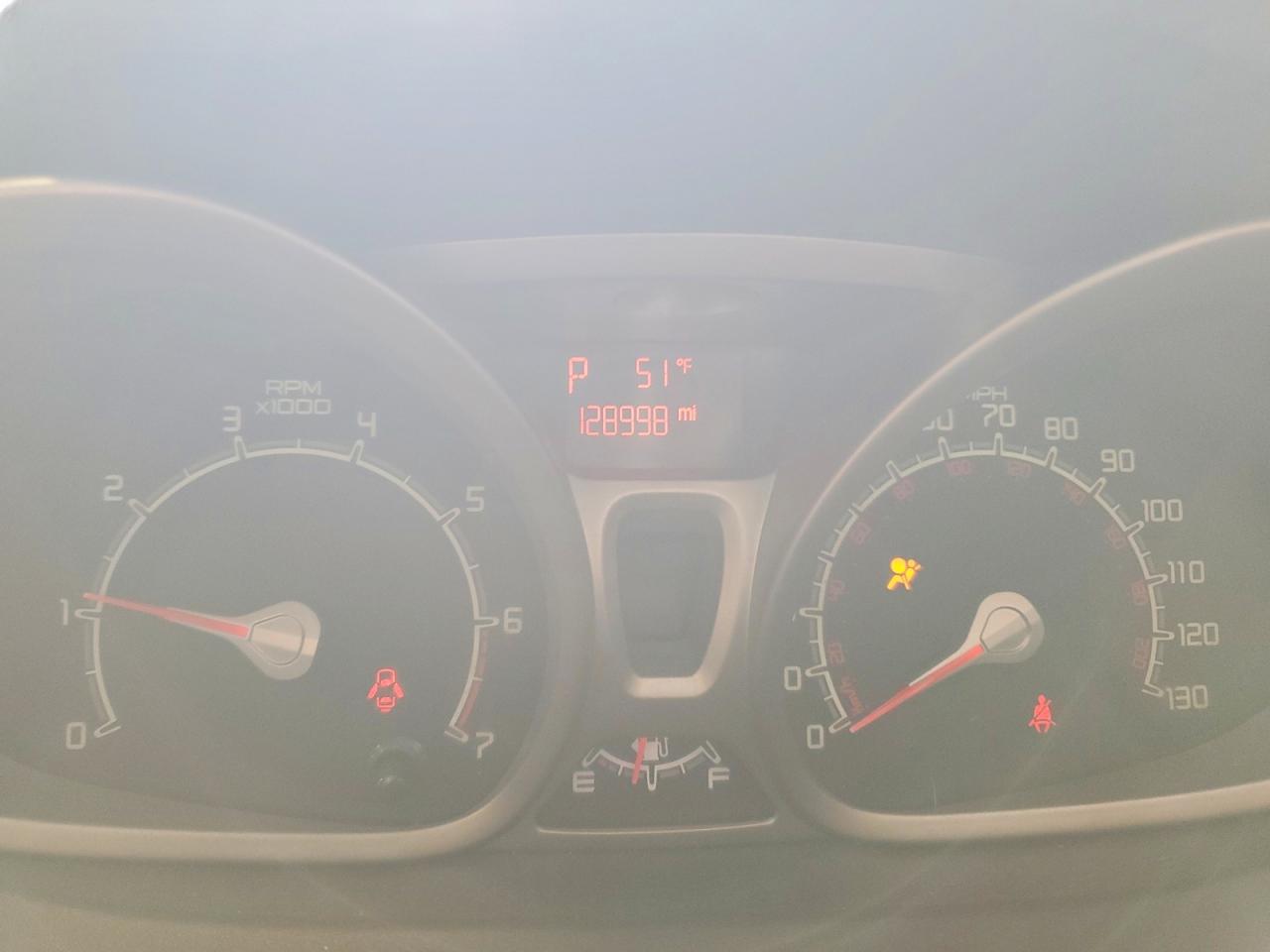 2011 FORD FIESTA SE photo 9