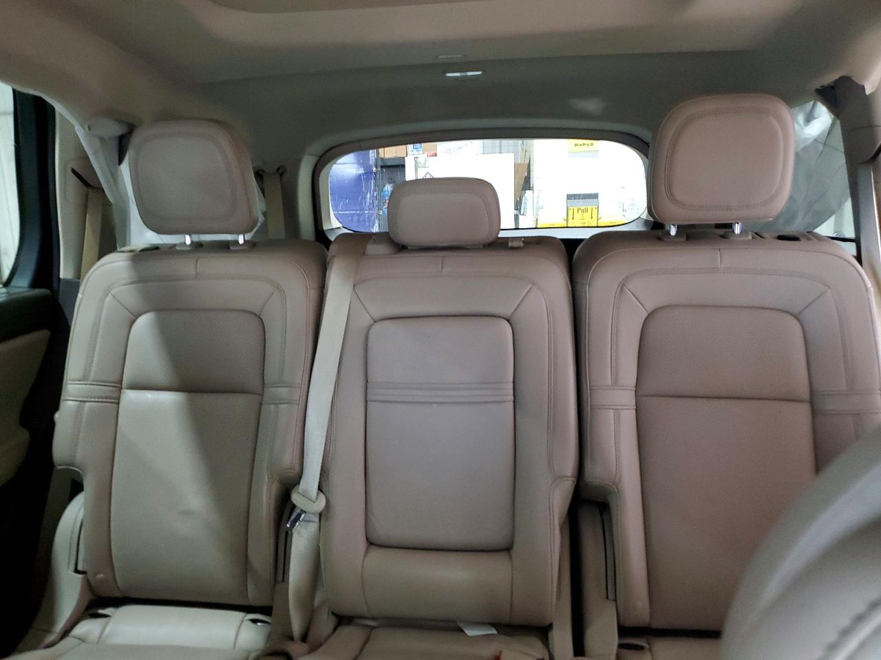 2021 LINCOLN AVIATOR RESERVE photo 10