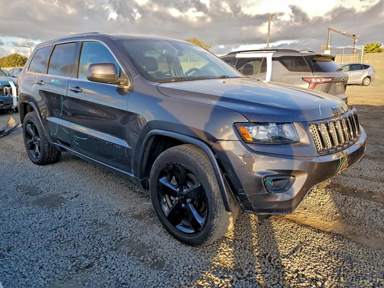 2015 JEEP GRAND CHEROKEE LAREDO photo 4