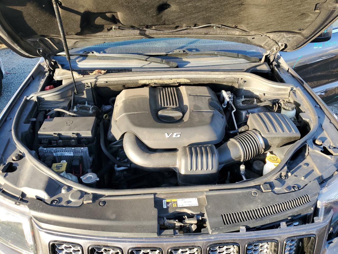 2015 JEEP GRAND CHEROKEE LAREDO photo 12