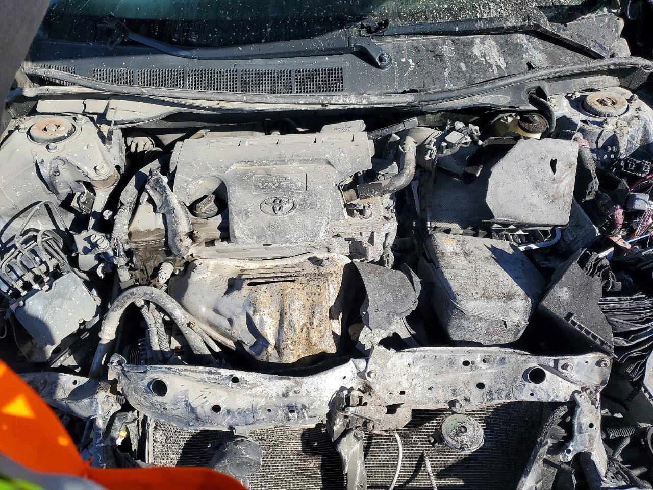 2016 TOYOTA CAMRY LE photo 11