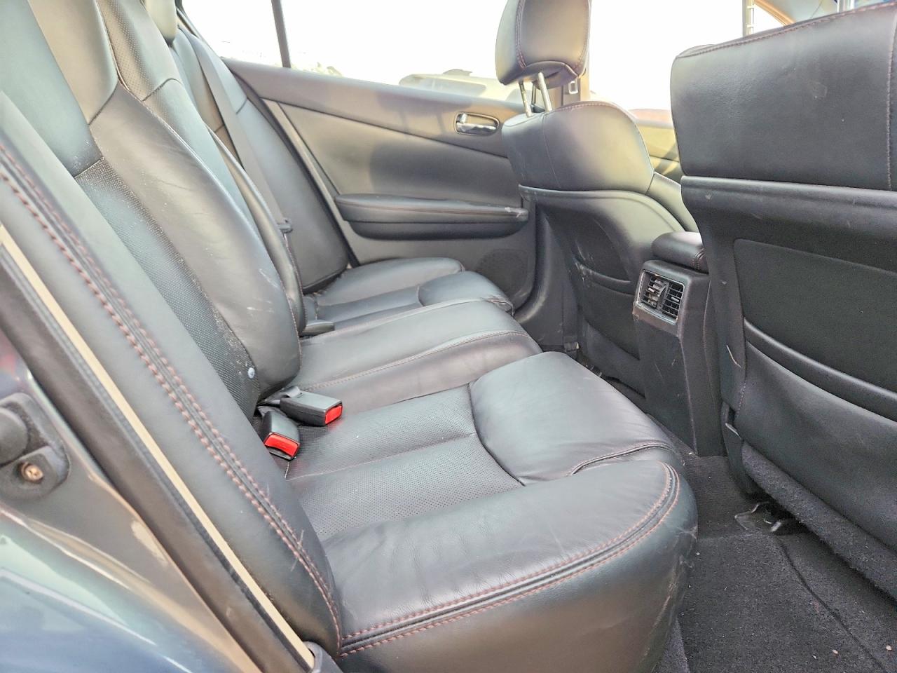 2010 NISSAN MAXIMA S photo 10