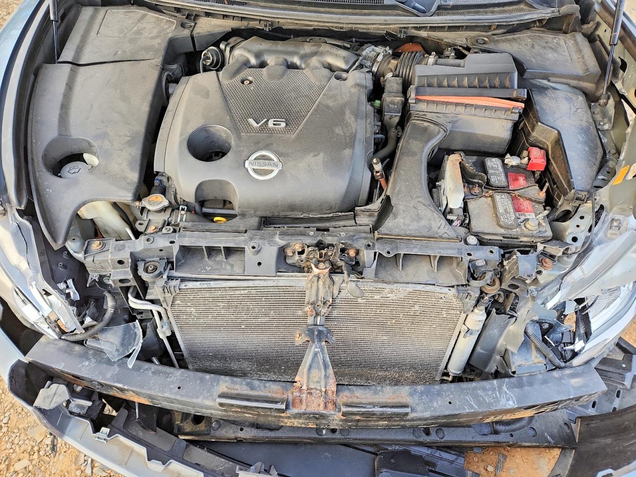 2010 NISSAN MAXIMA S photo 11