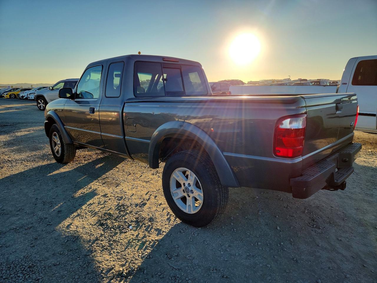 2005 FORD RANGER SUPER CAB photo 2