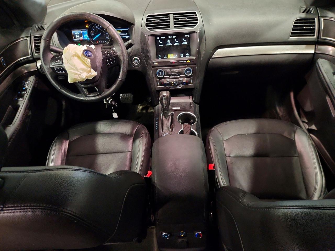 2018 FORD EXPLORER XLT photo 8