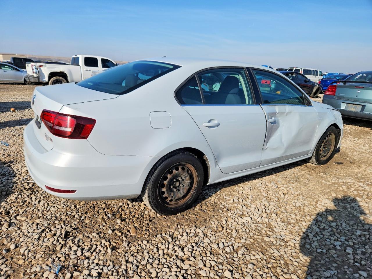 2017 VOLKSWAGEN JETTA S photo 3