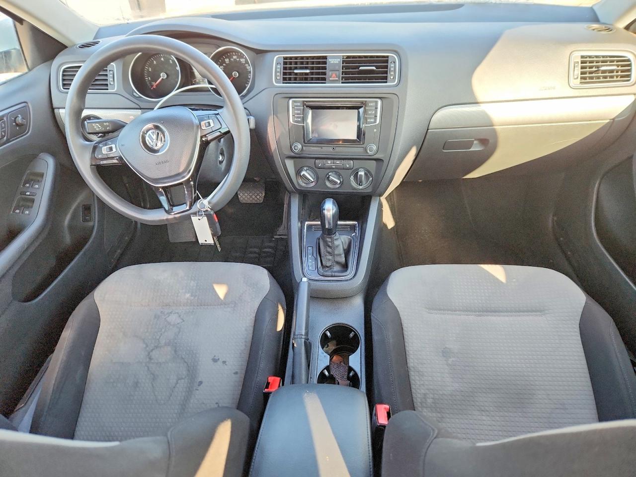 2017 VOLKSWAGEN JETTA S photo 8