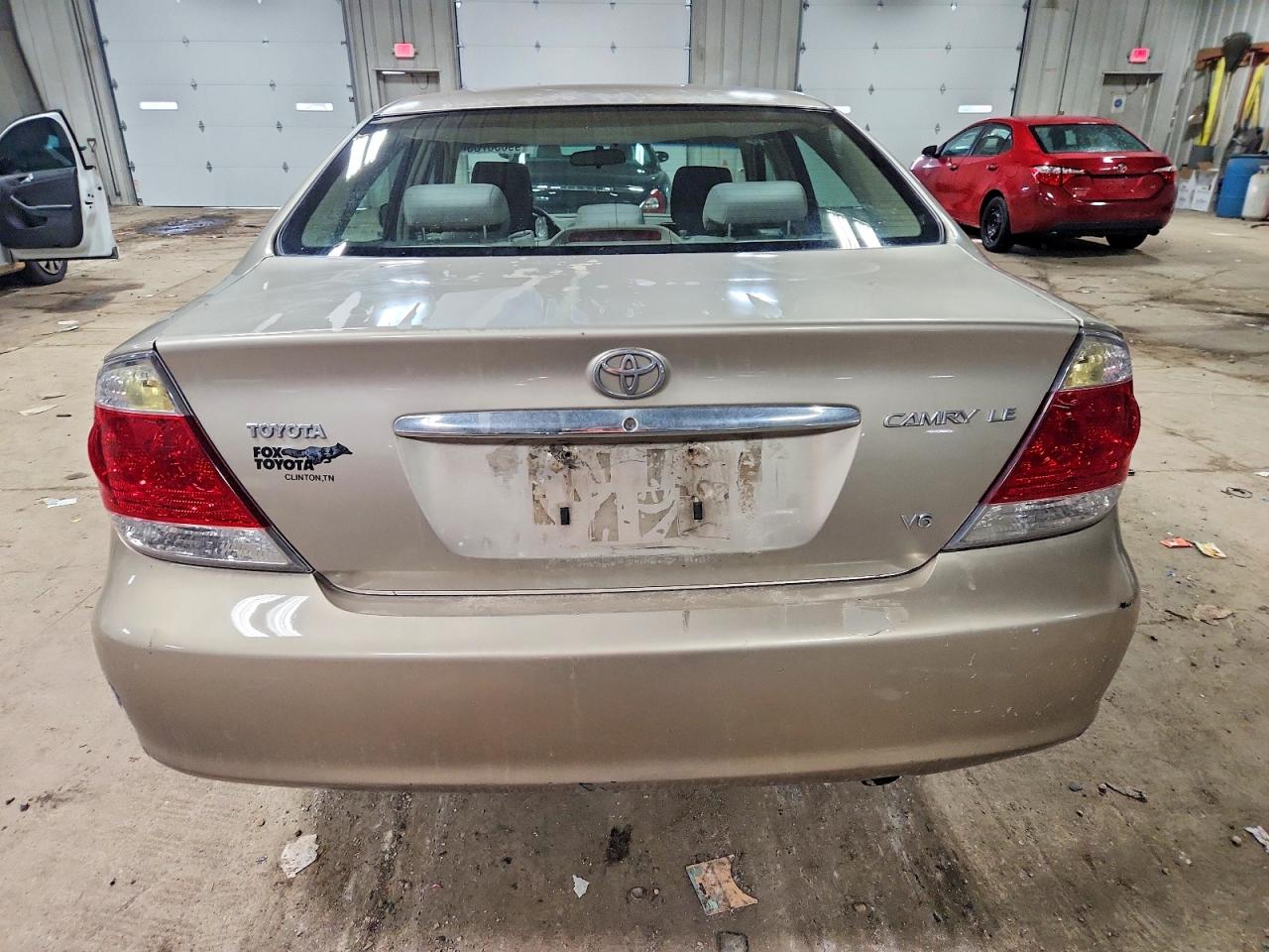 2006 TOYOTA CAMRY LE photo 6