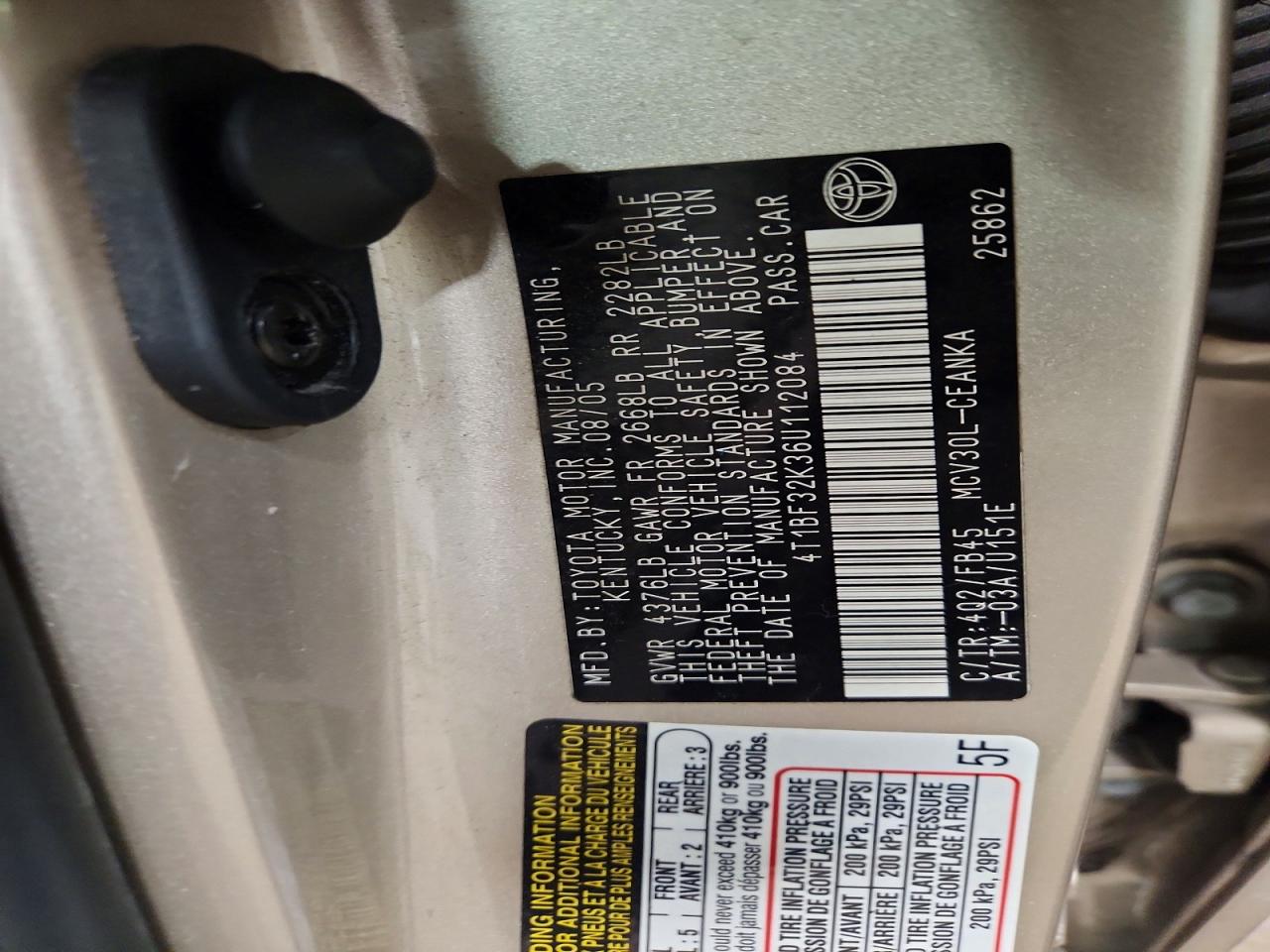 2006 TOYOTA CAMRY LE photo 12