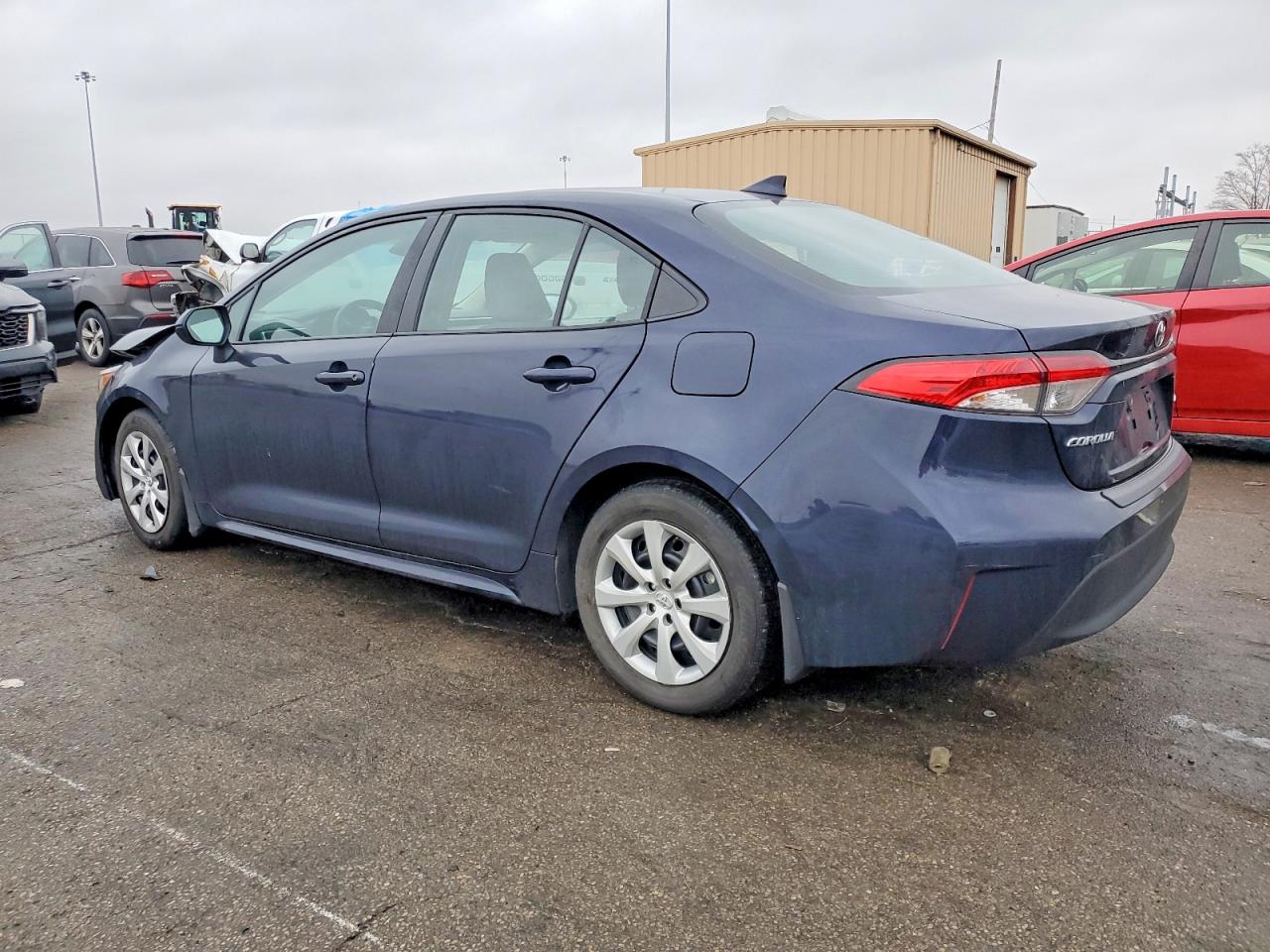 2023 TOYOTA COROLLA LE photo 2