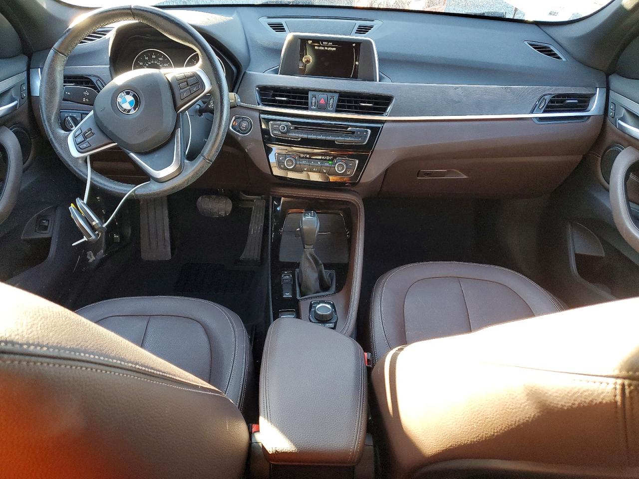 2016 BMW X1 XDRIVE28I photo 8