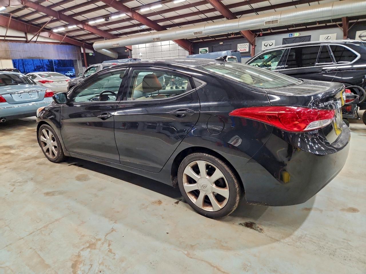 2013 HYUNDAI ELANTRA GLS photo 2