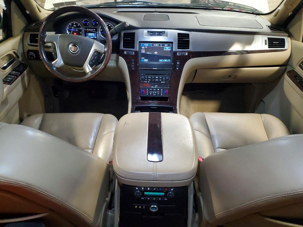 2011 CADILLAC ESCALADE PREMIUM photo 8