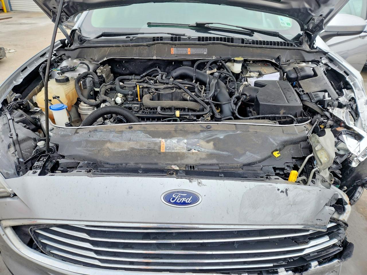 2020 FORD FUSION SE photo 11