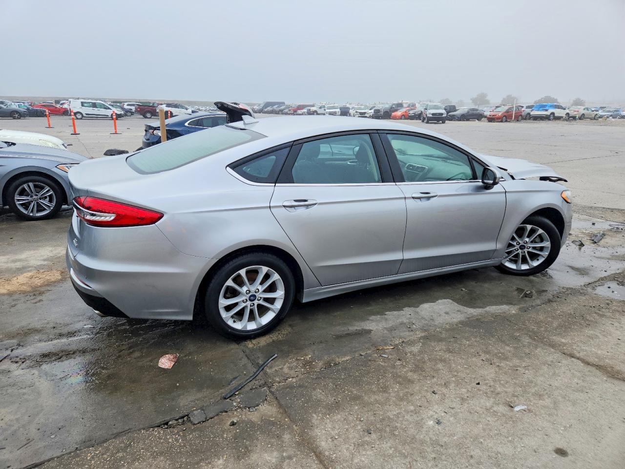 2020 FORD FUSION SE photo 3