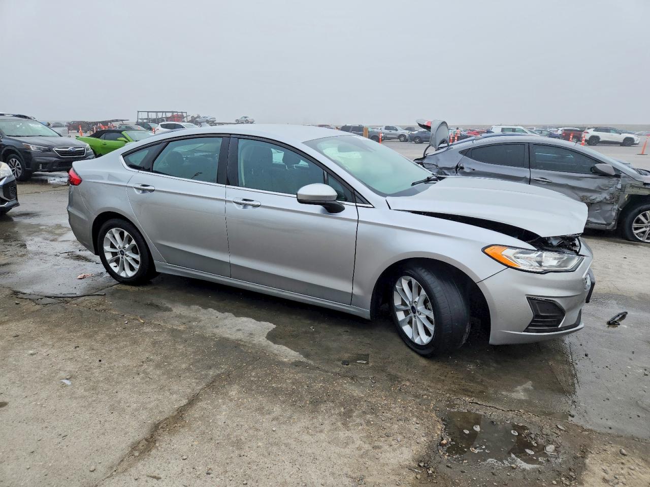 2020 FORD FUSION SE photo 4