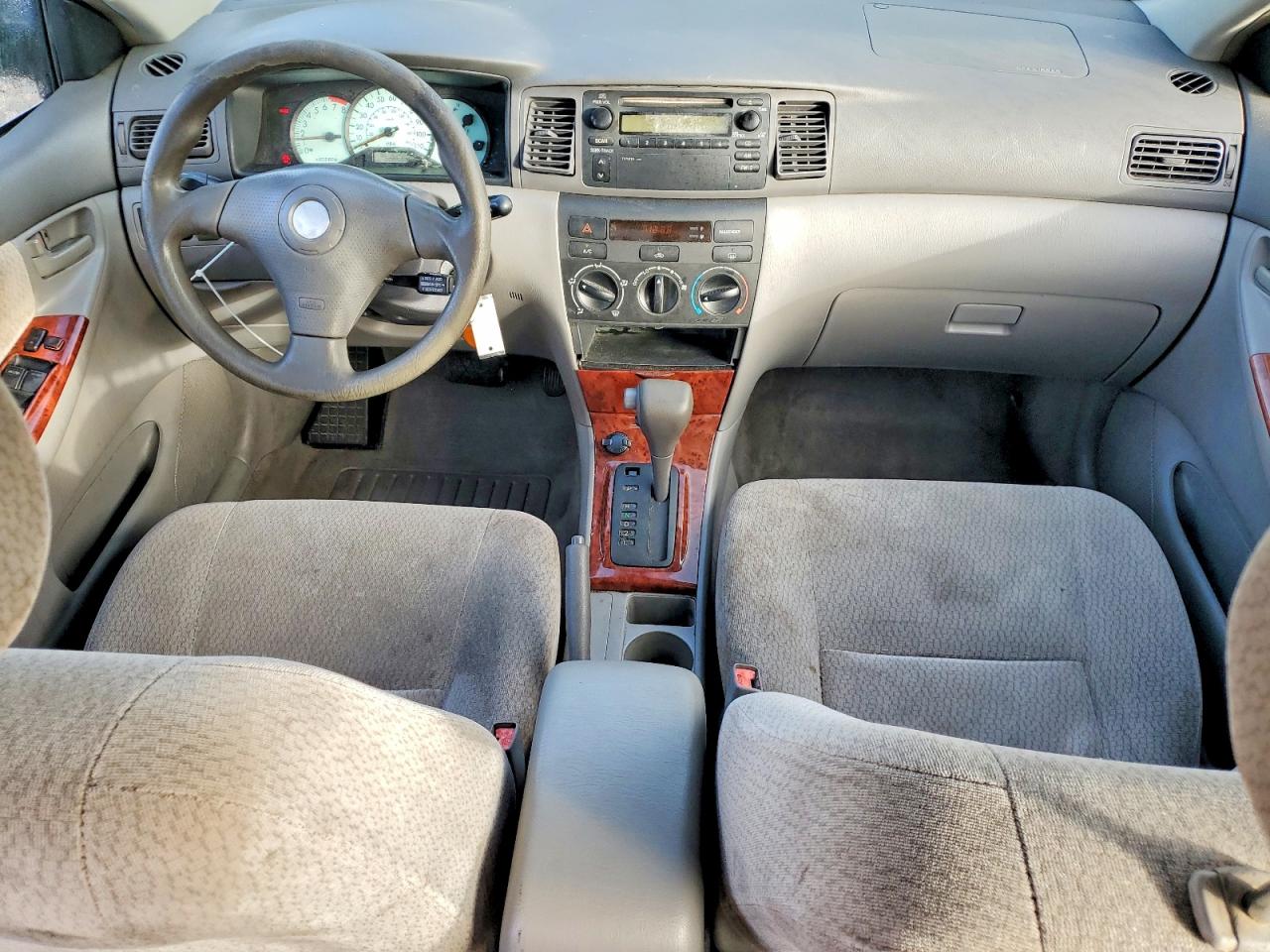 2003 TOYOTA COROLLA LE photo 8