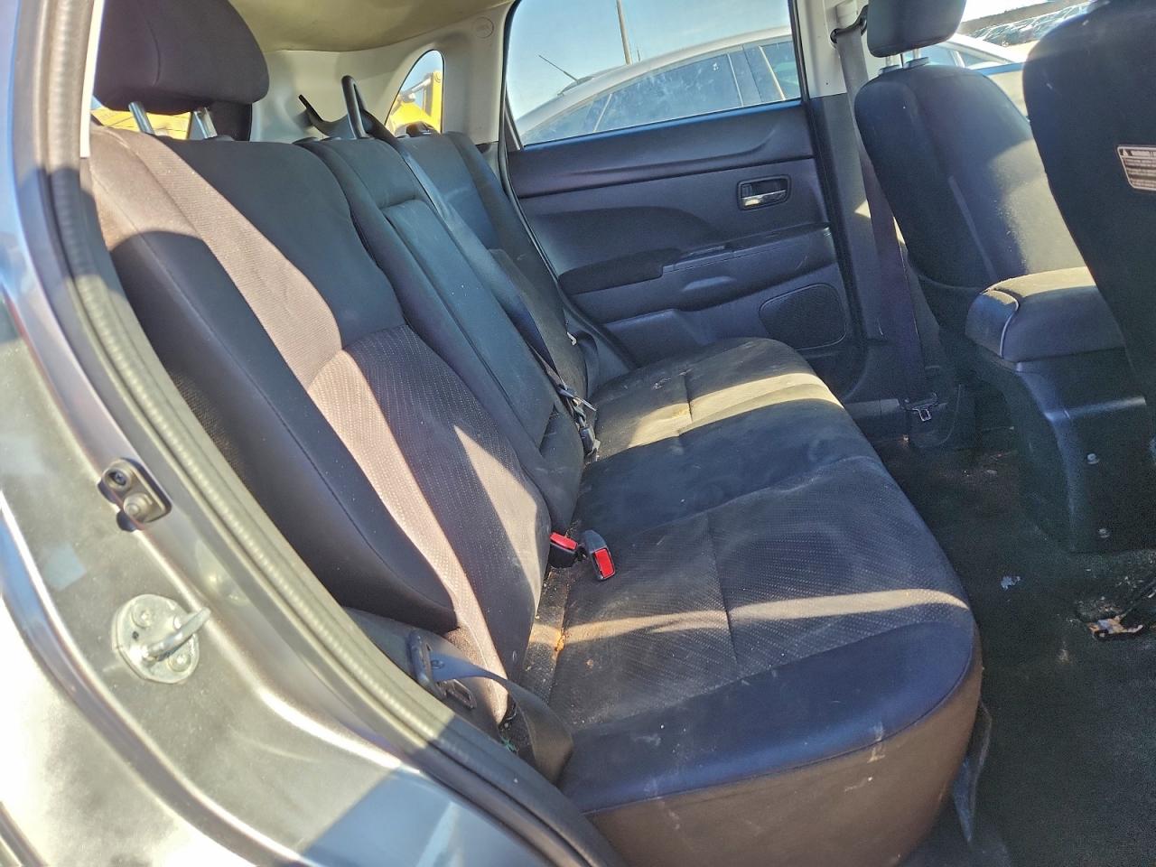 2015 MITSUBISHI OUTLANDER SPORT SE photo 11