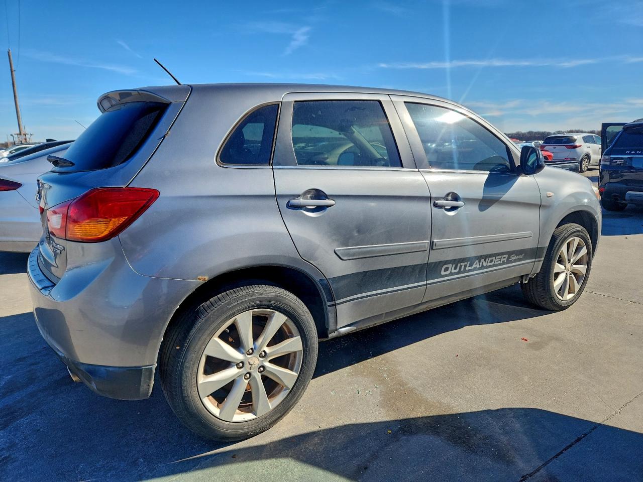 2015 MITSUBISHI OUTLANDER SPORT SE photo 3