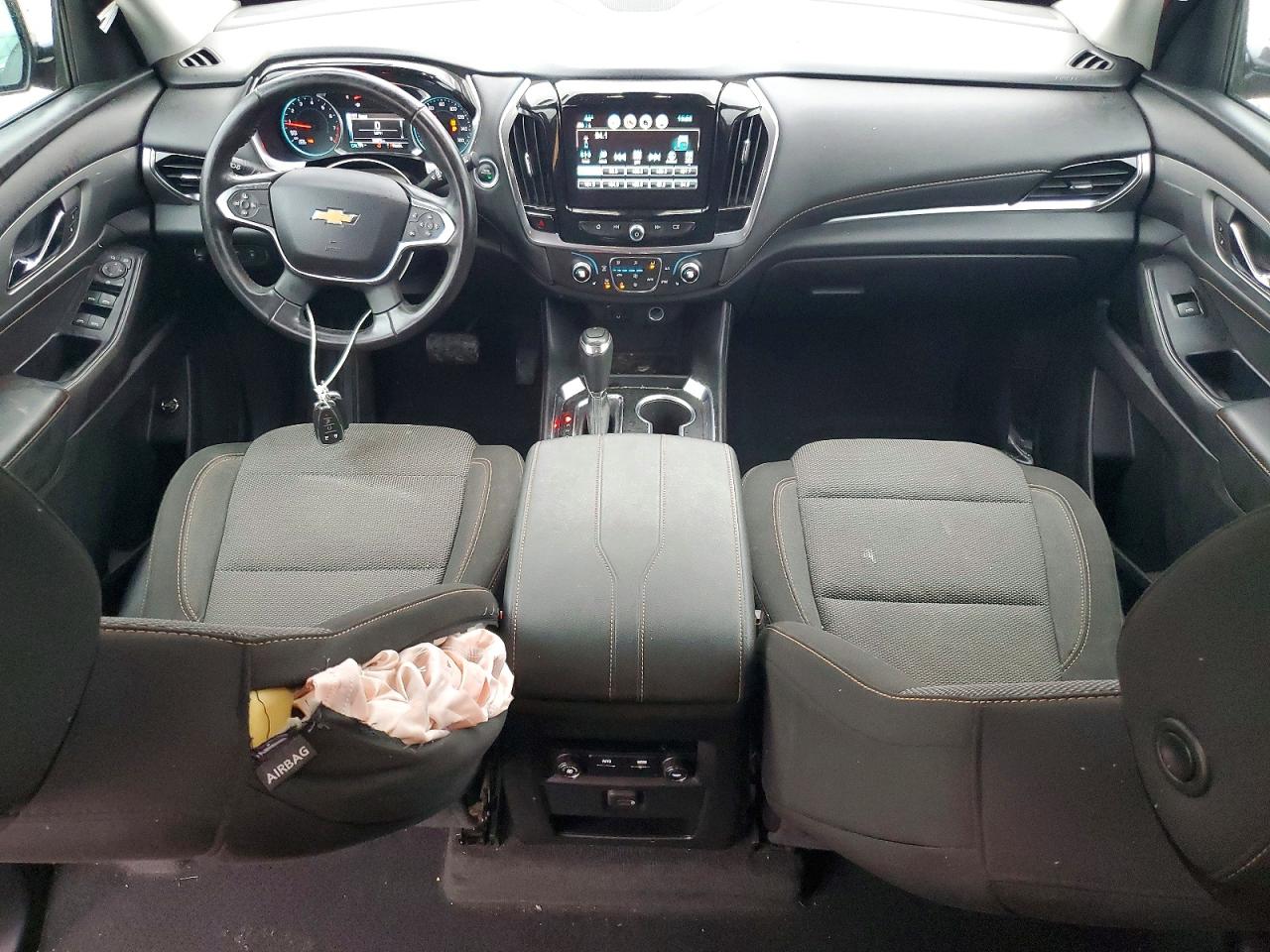 2019 CHEVROLET TRAVERSE LT photo 8