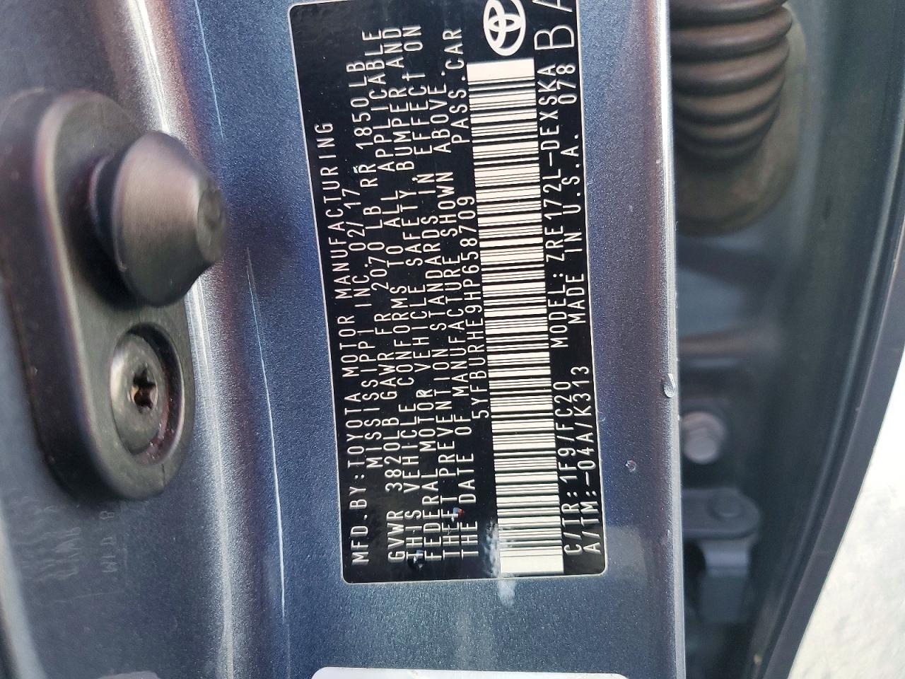 2017 TOYOTA COROLLA L photo 12